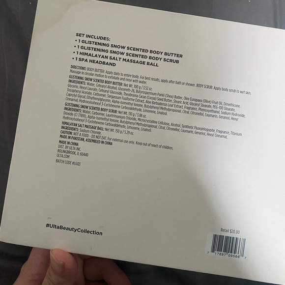 BNIB Ulta Beauty Bath Set - Picture 3 of 3